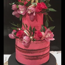 Load image into Gallery viewer, Floral Semi Naked Cake
